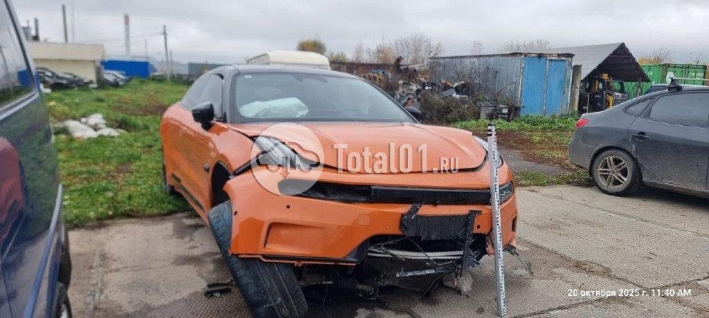 Фото Zeekr 001 324