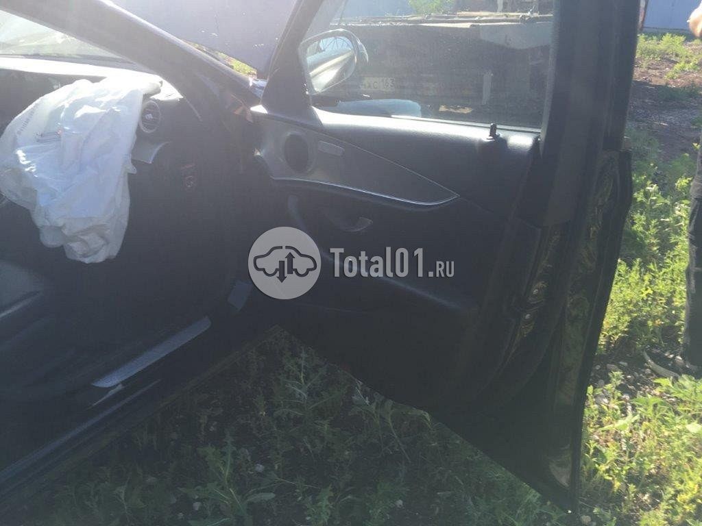 Фото Mercedes-Benz E-класс 76