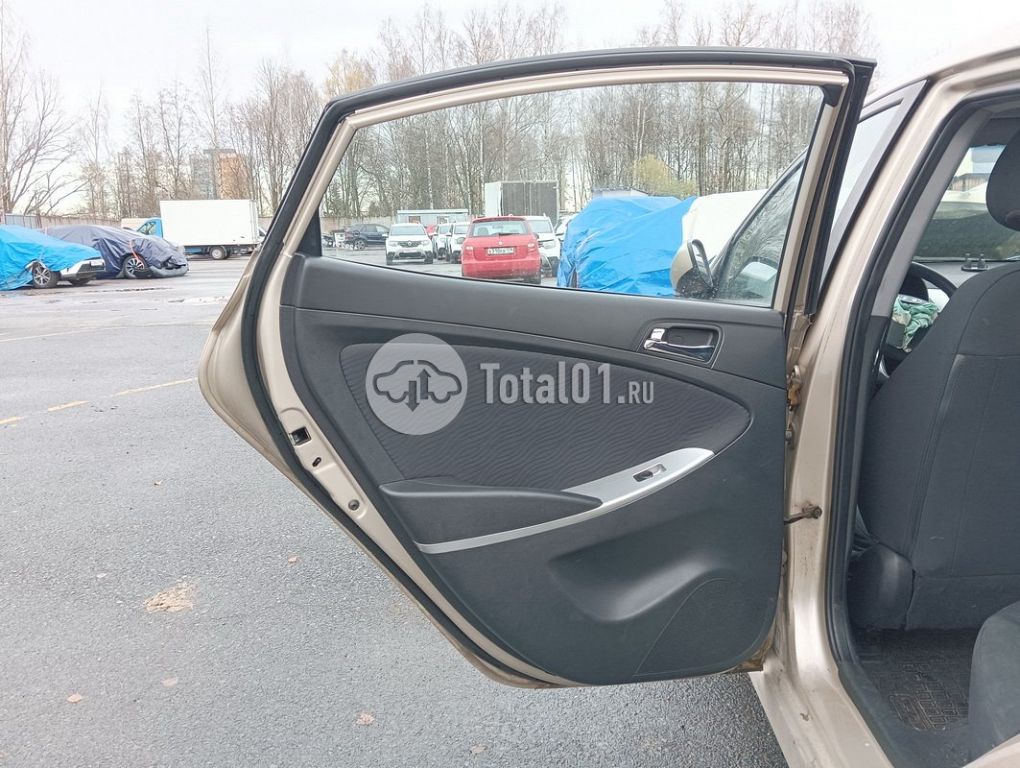 Фото Hyundai Solaris 110