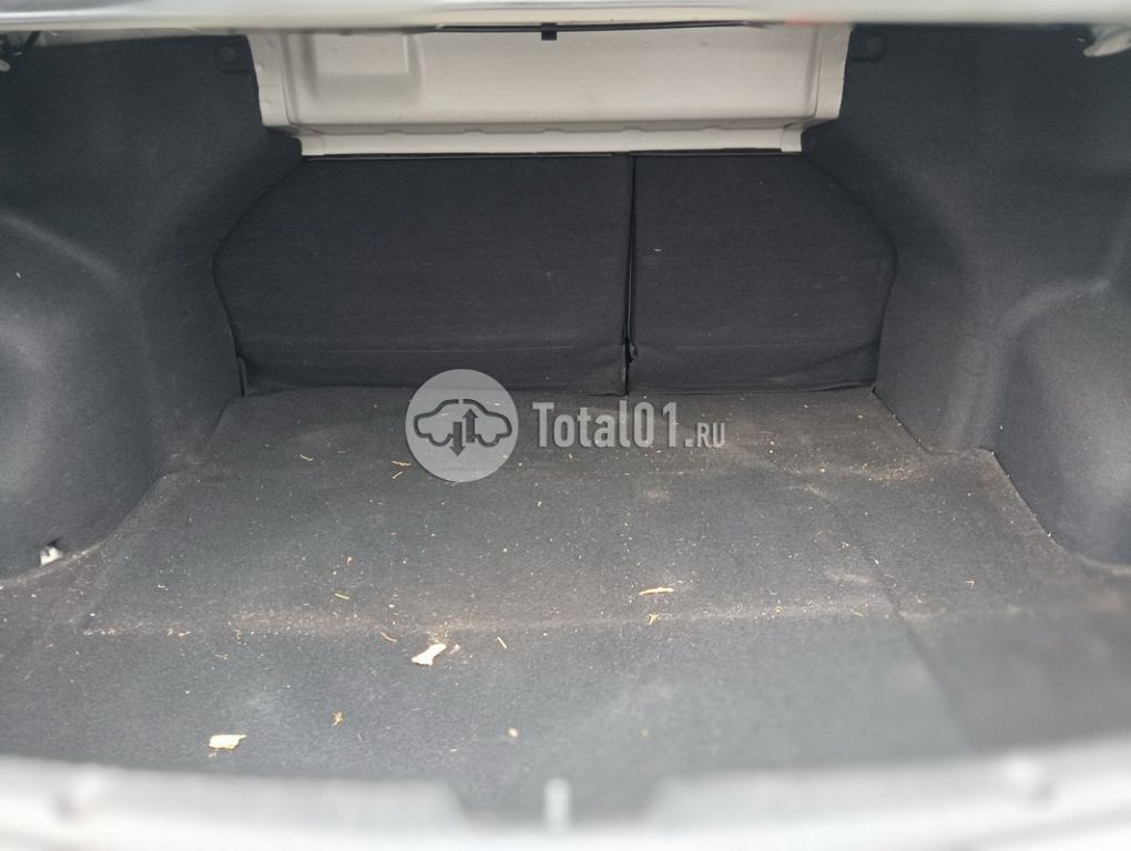 Фото Hyundai Solaris 124