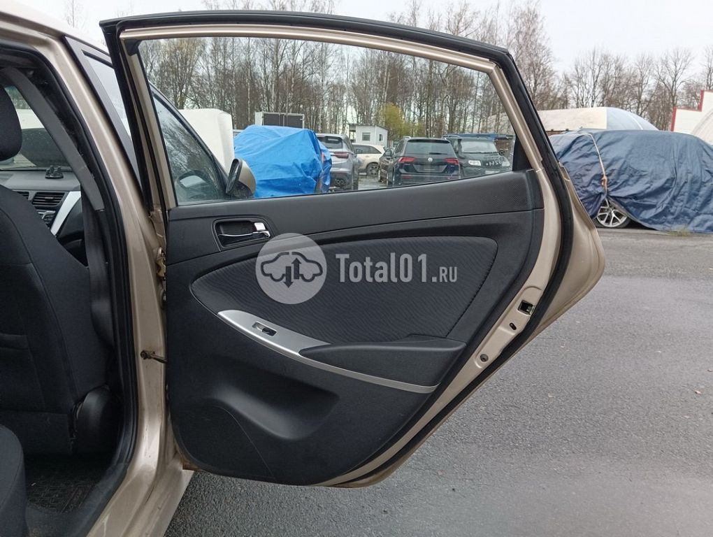 Фото Hyundai Solaris 138