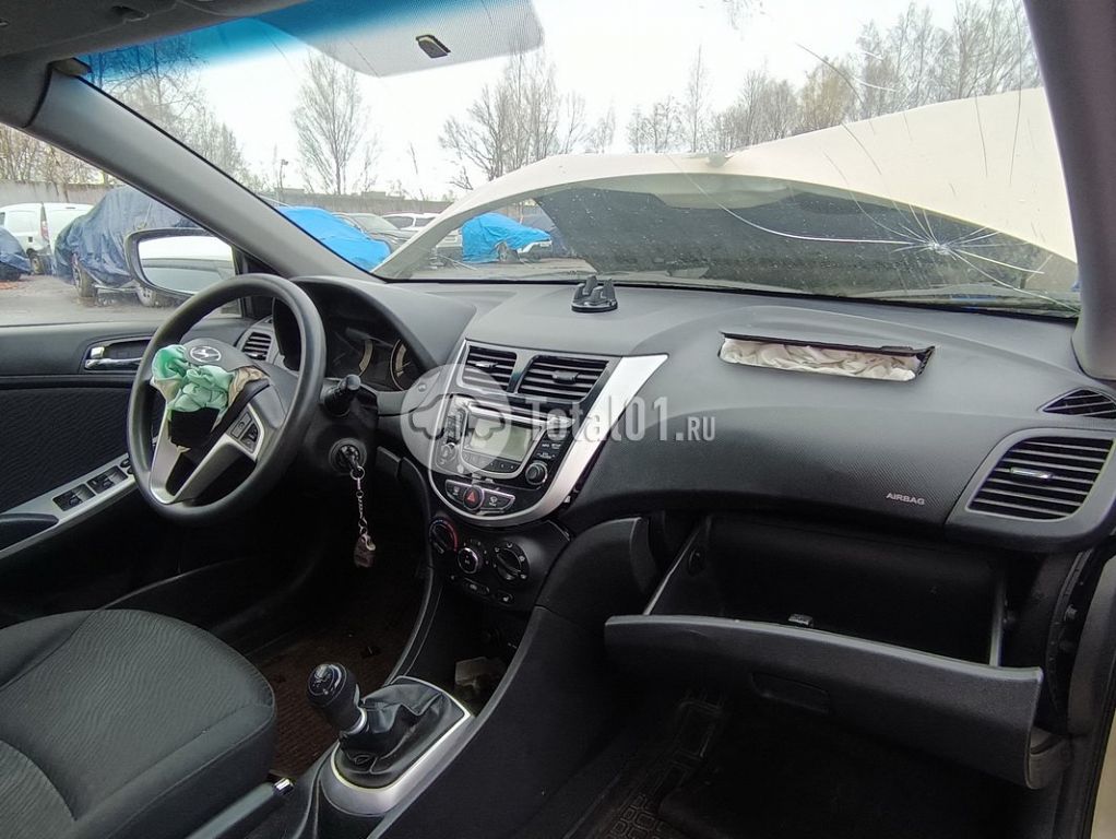 Фото Hyundai Solaris 154