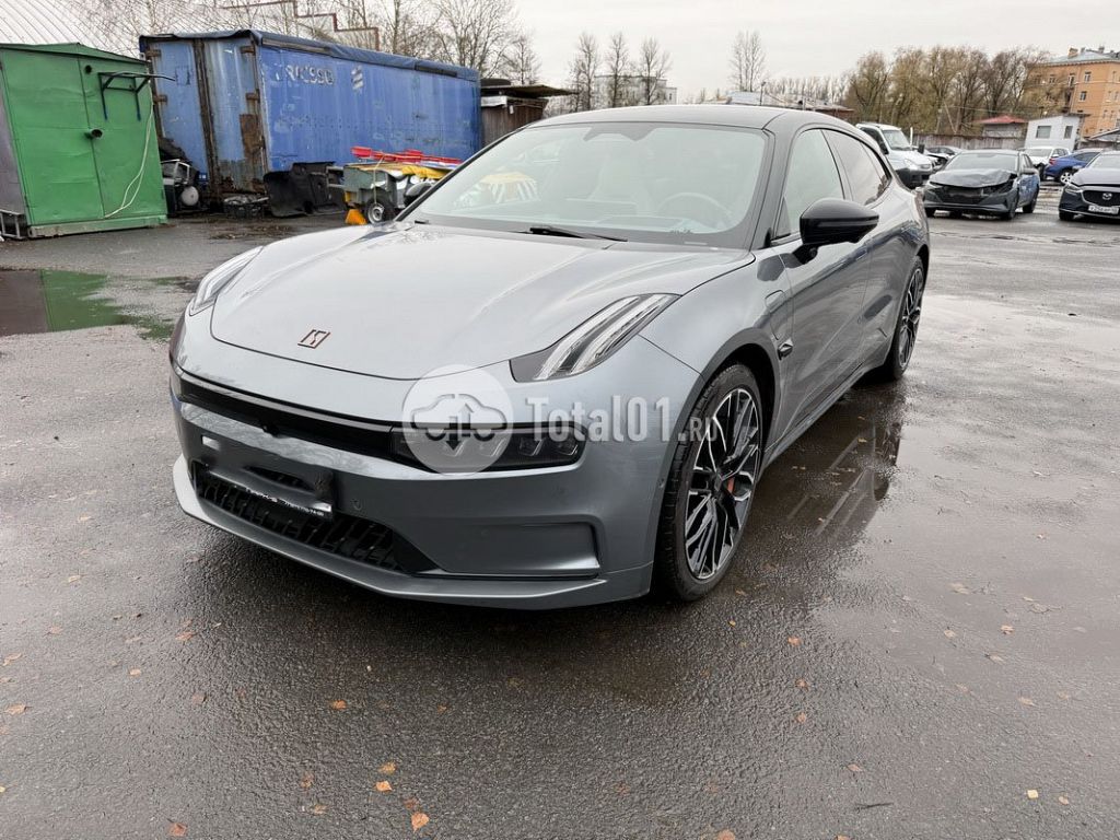 Фото Zeekr 001 4