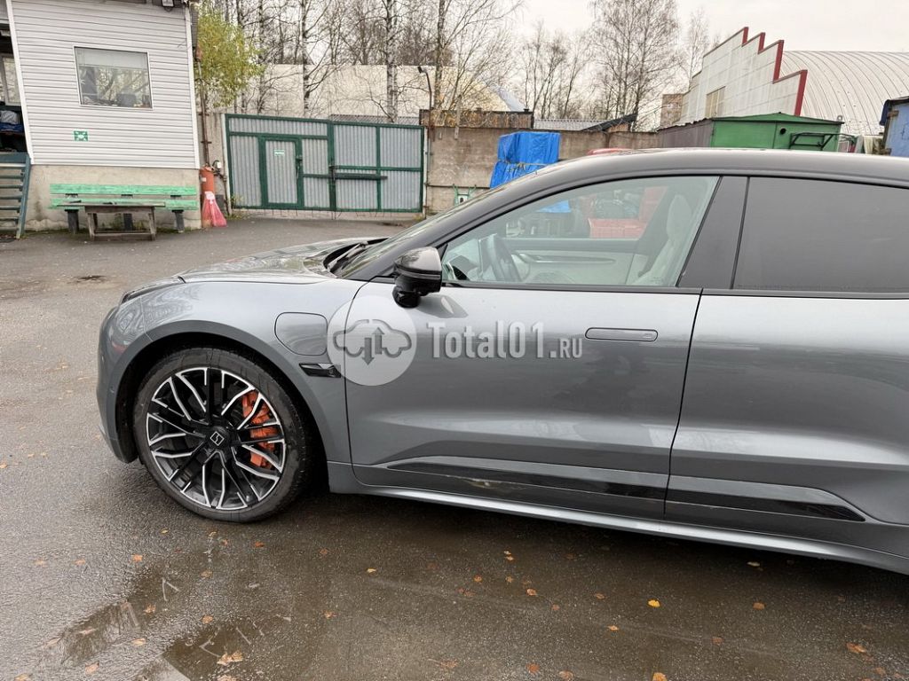 Фото Zeekr 001 20