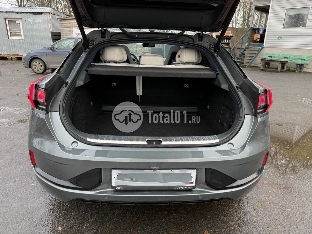 Фото Zeekr 001 52