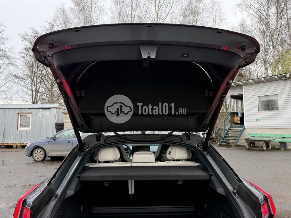 Фото Zeekr 001 54