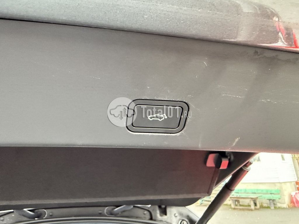 Фото Zeekr 001 60