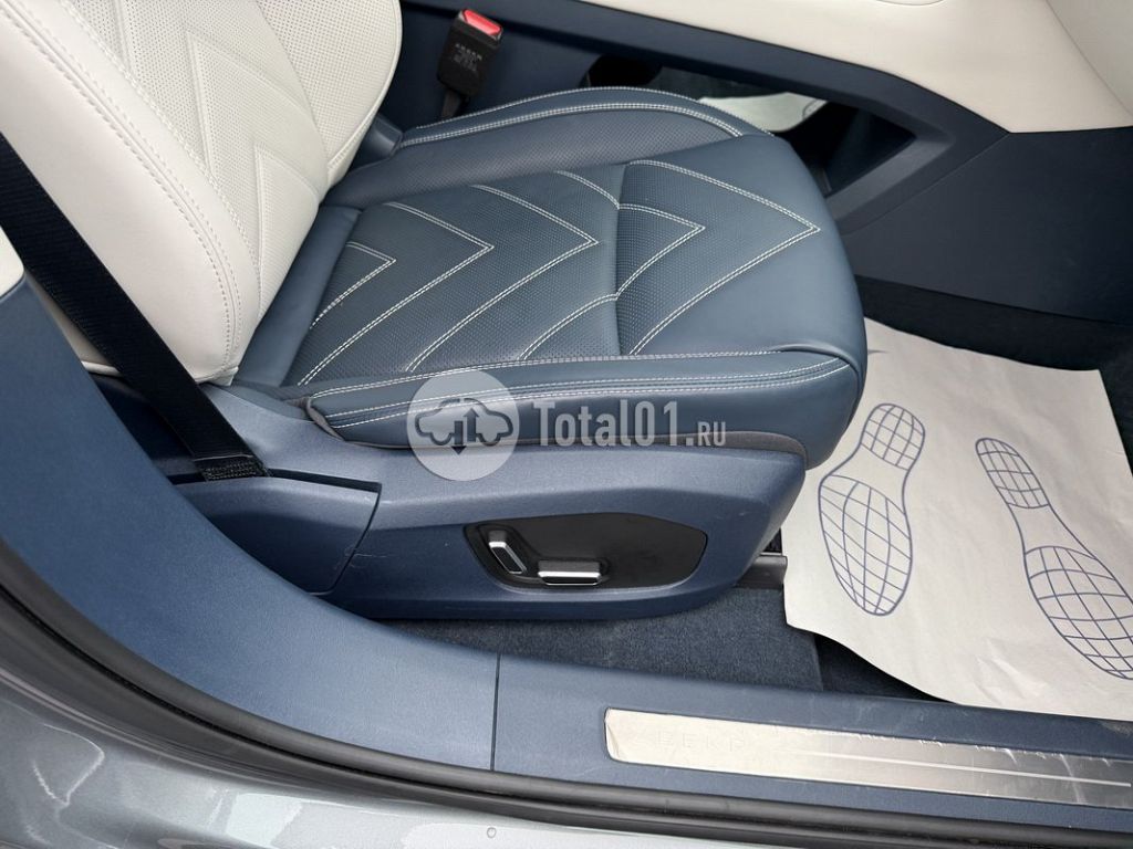 Фото Zeekr 001 96