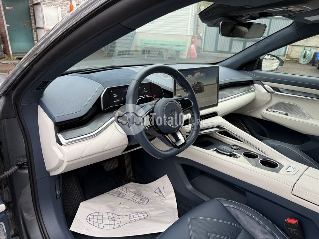 Фото Zeekr 001 122