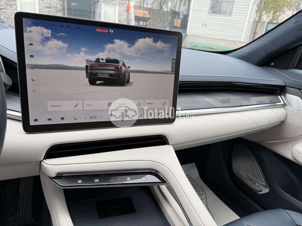 Фото Zeekr 001 132