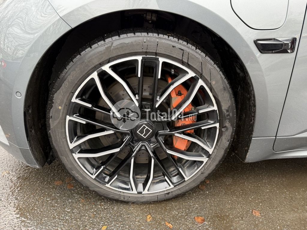 Фото Zeekr 001 150