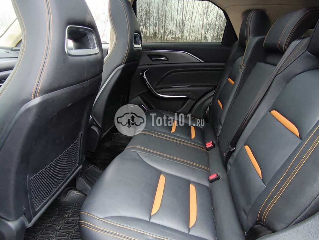 Фото FAW Bestune T77 102