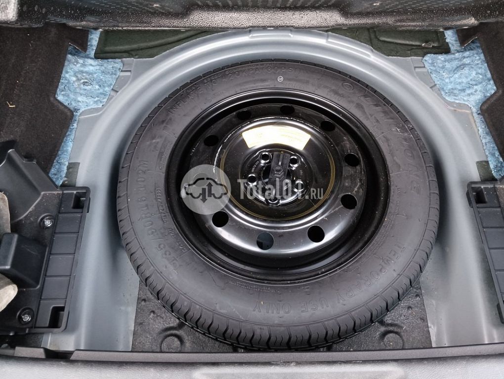 Фото FAW Bestune T77 120