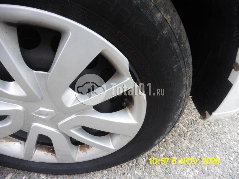 Фото Renault Logan 28