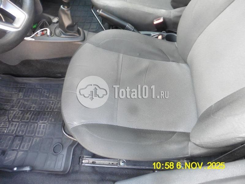 Фото Renault Logan 48