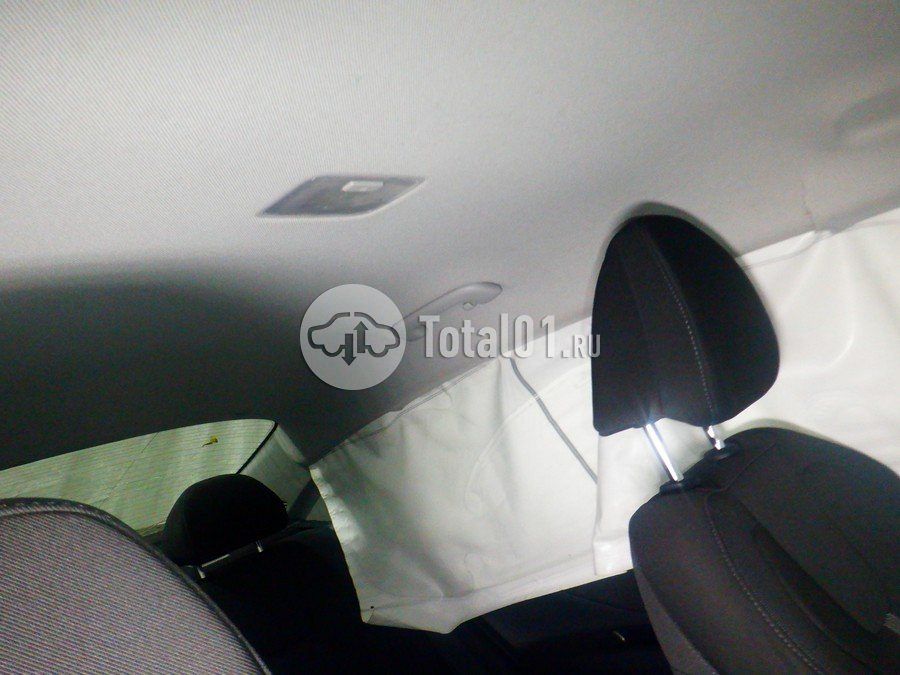 Фото Hyundai Elantra 44