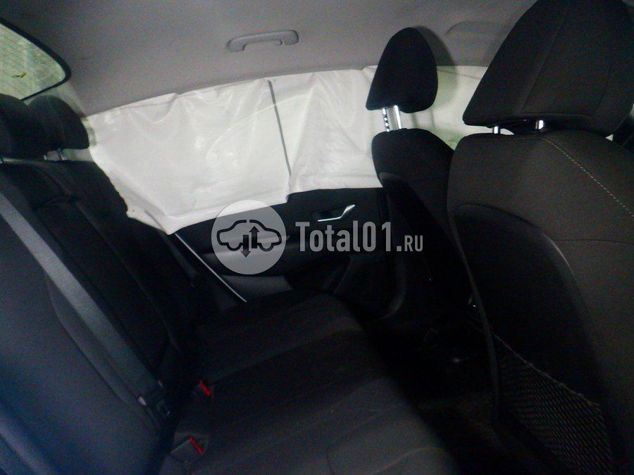 Фото Hyundai Elantra 50