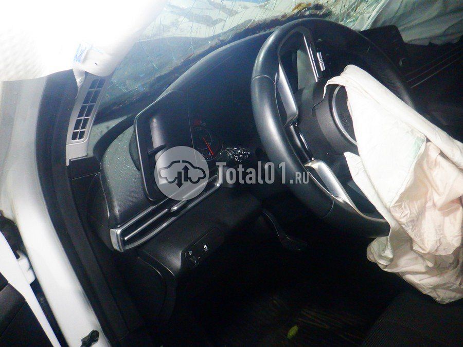 Фото Hyundai Elantra 58
