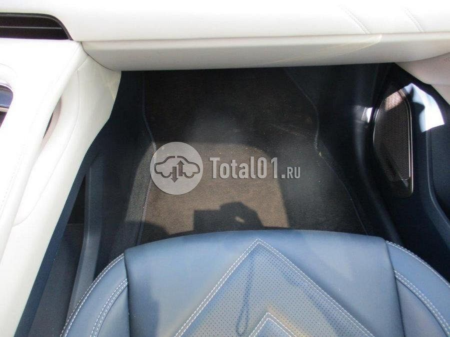 Фото Zeekr 001 46