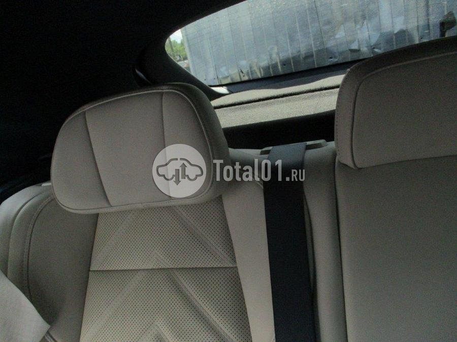 Фото Zeekr 001 56