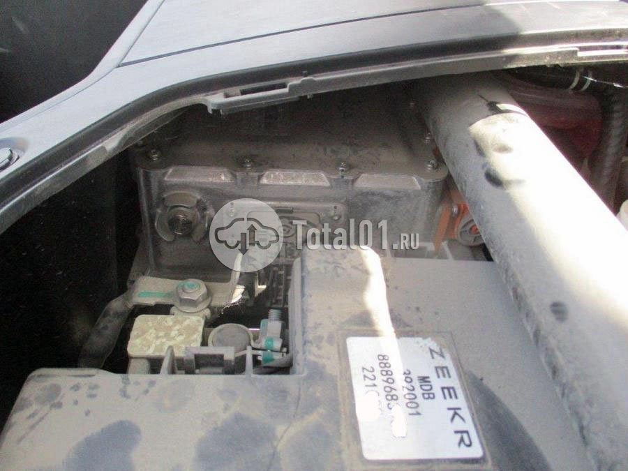 Фото Zeekr 001 70