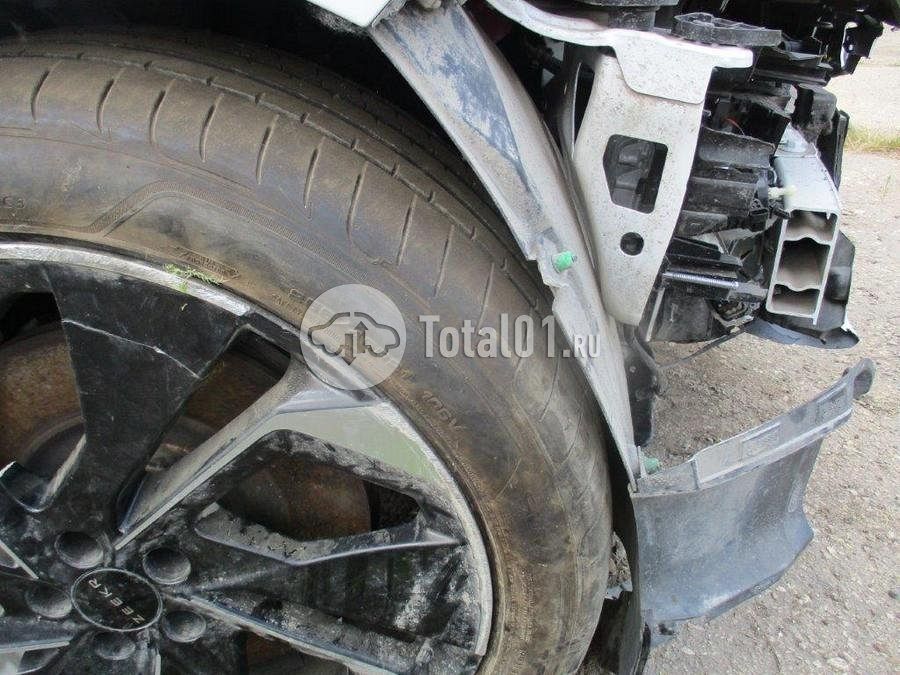 Фото Zeekr 001 92