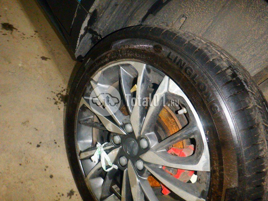 Фото Geely Coolray 178