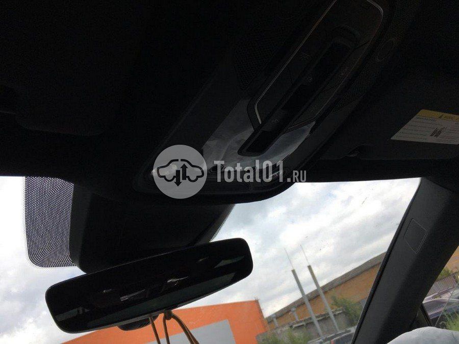 Фото Audi Q8 130