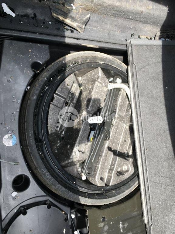 Фото Audi Q8 166