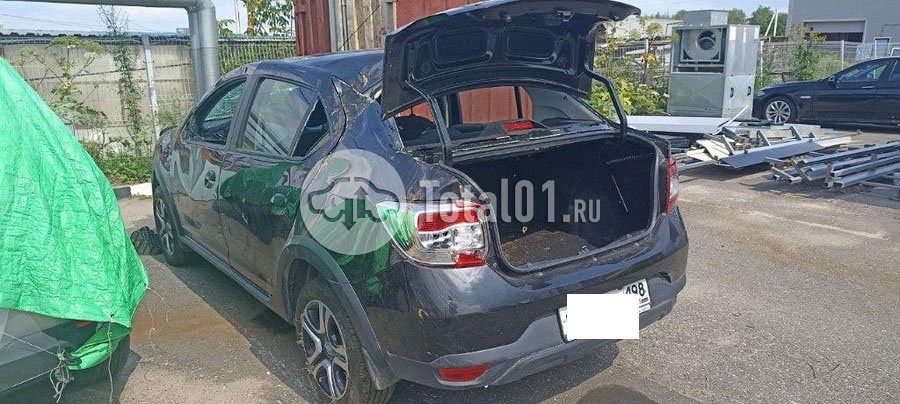 Фото Renault Logan 4