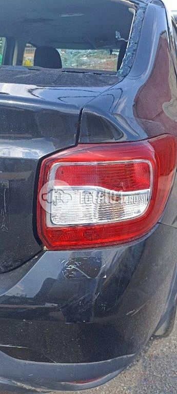 Фото Renault Logan 32