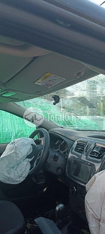 Фото Renault Logan 78