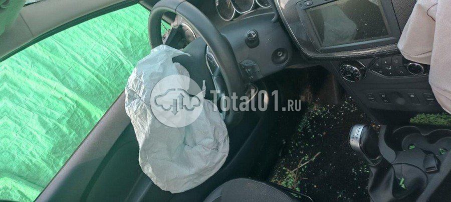 Фото Renault Logan 90