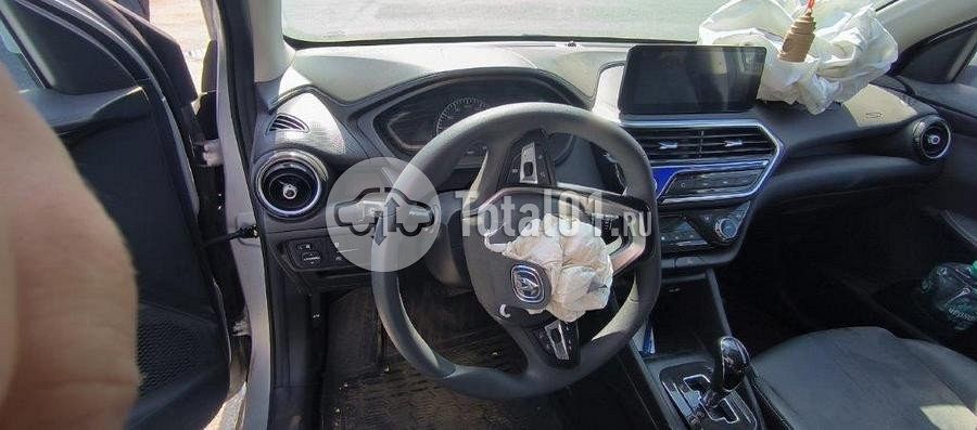 Фото Changan Alsvin 20