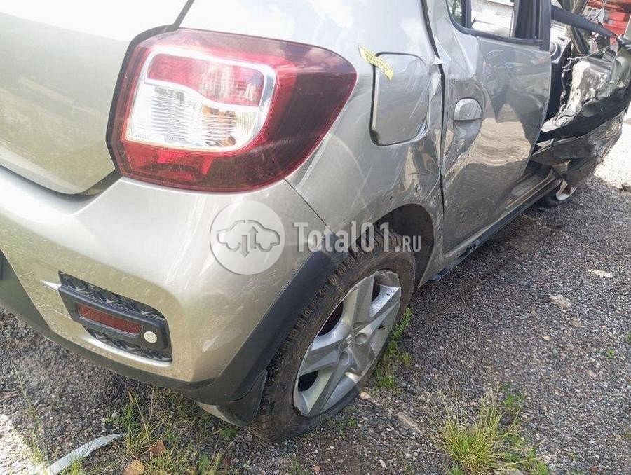 Фото Renault Sandero 26