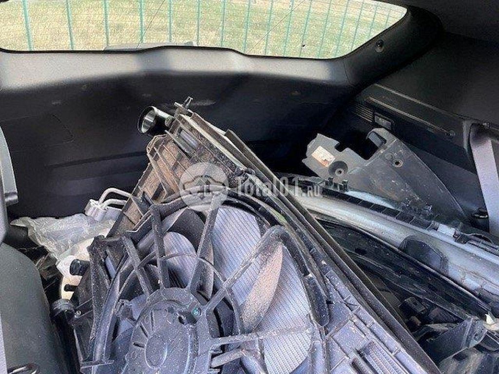 Фото Geely Coolray 10