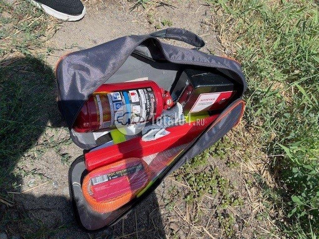 Фото Geely Coolray 32