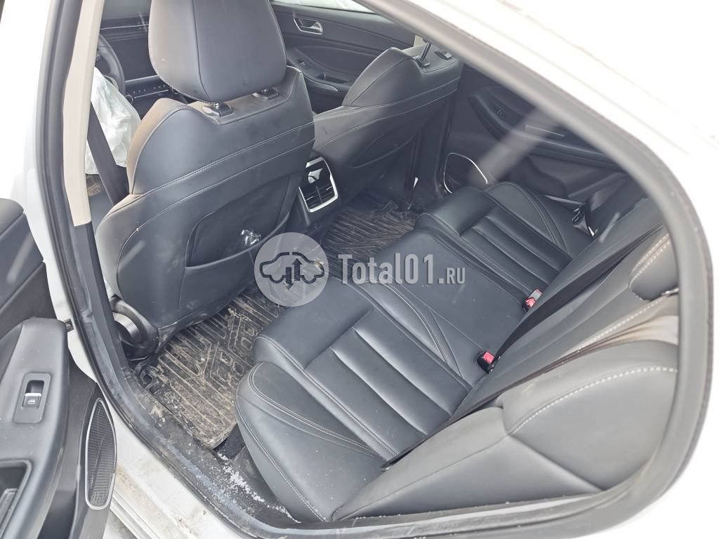 Фото OMODA S5 62