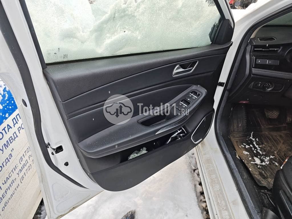 Фото OMODA S5 66