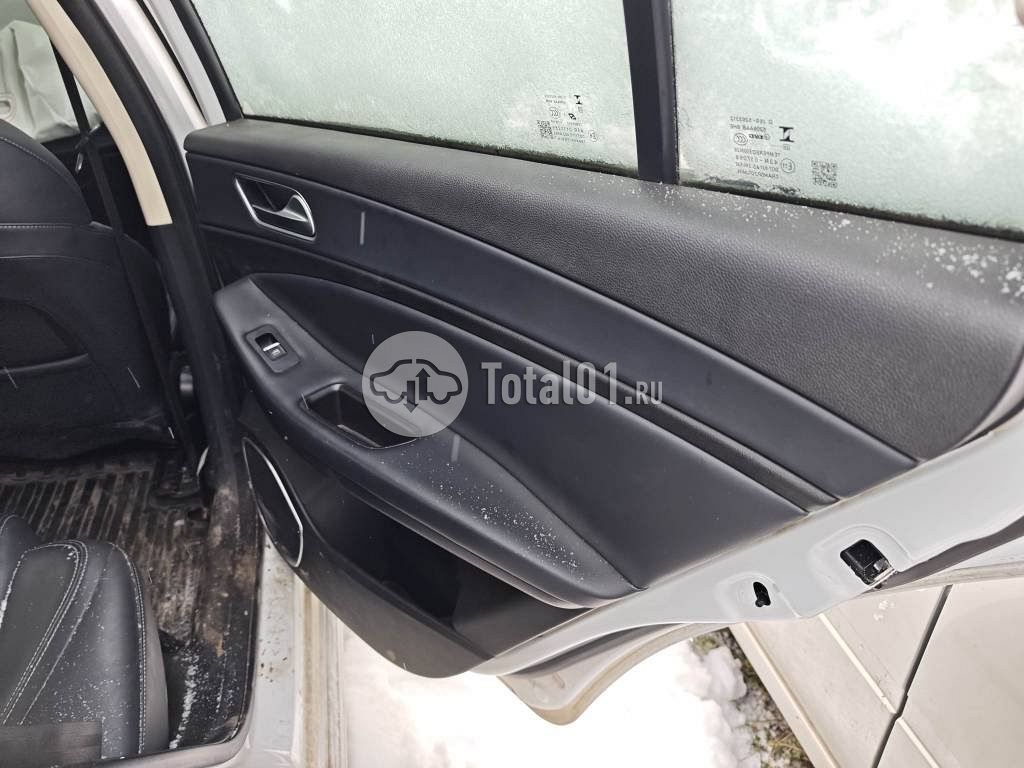 Фото OMODA S5 126