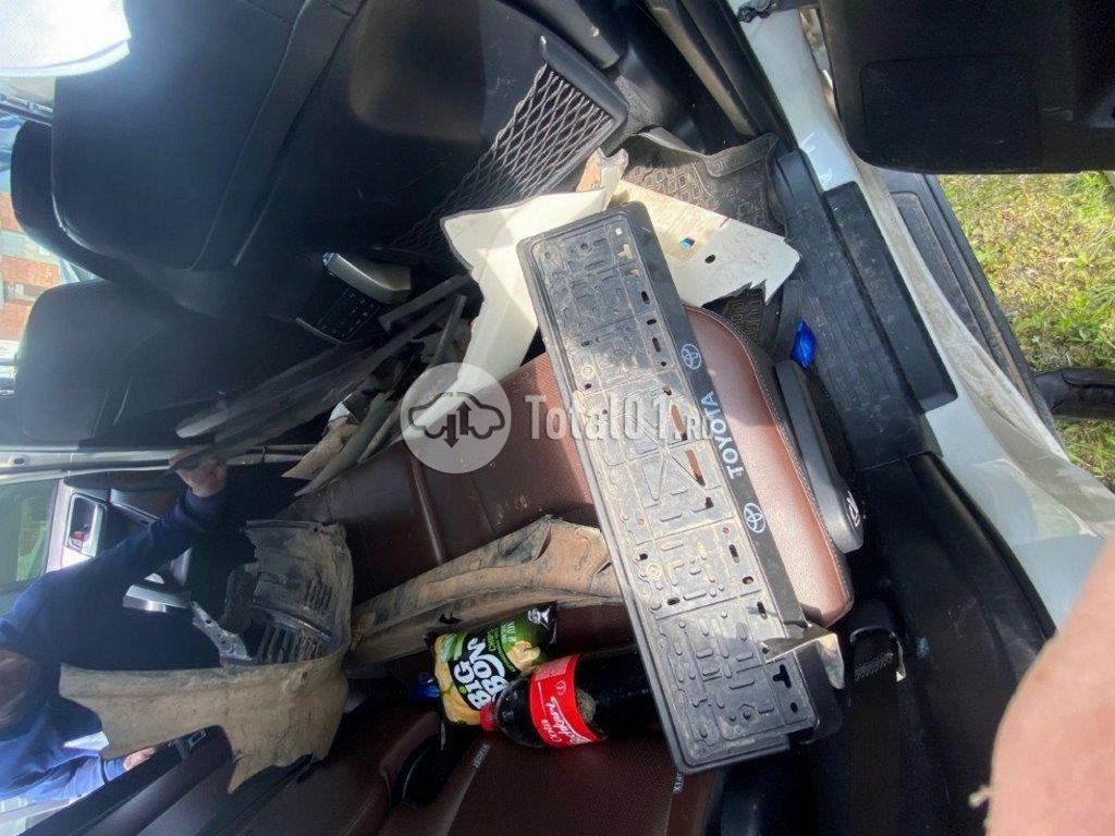 Фото Toyota Land Cruiser 14