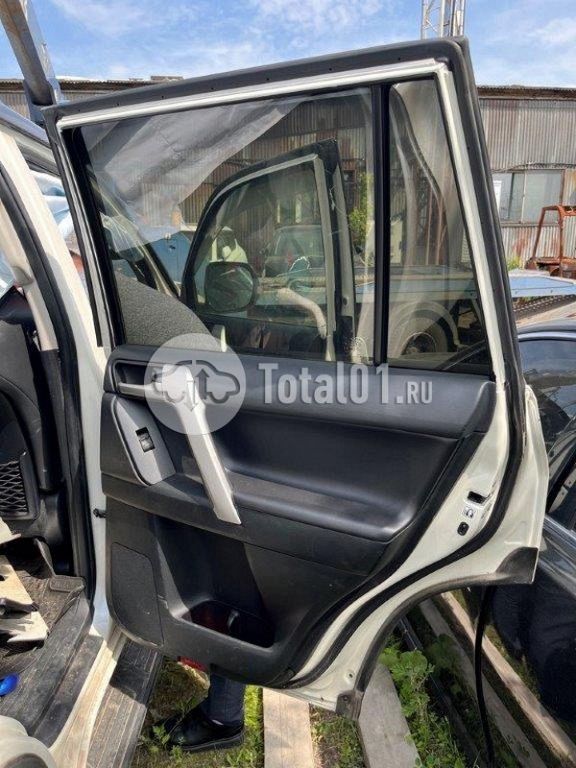 Фото Toyota Land Cruiser 150