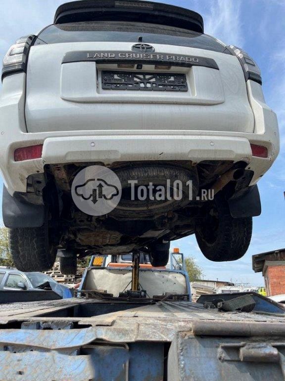 Фото Toyota Land Cruiser 164