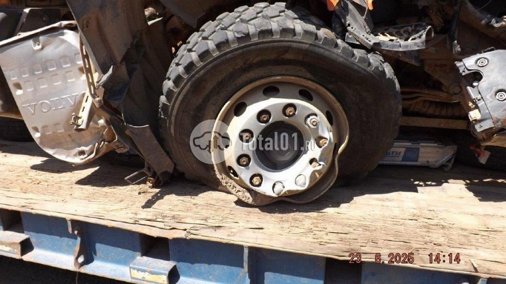 Фото Volvo FM TRUCK 130