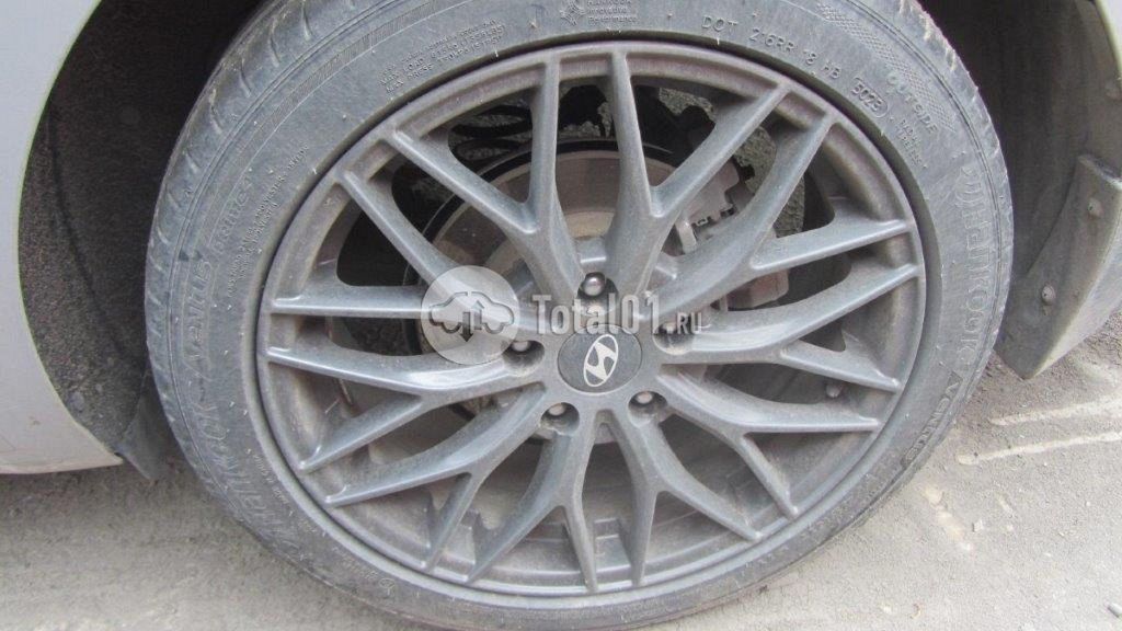 Фото Hyundai Elantra 6