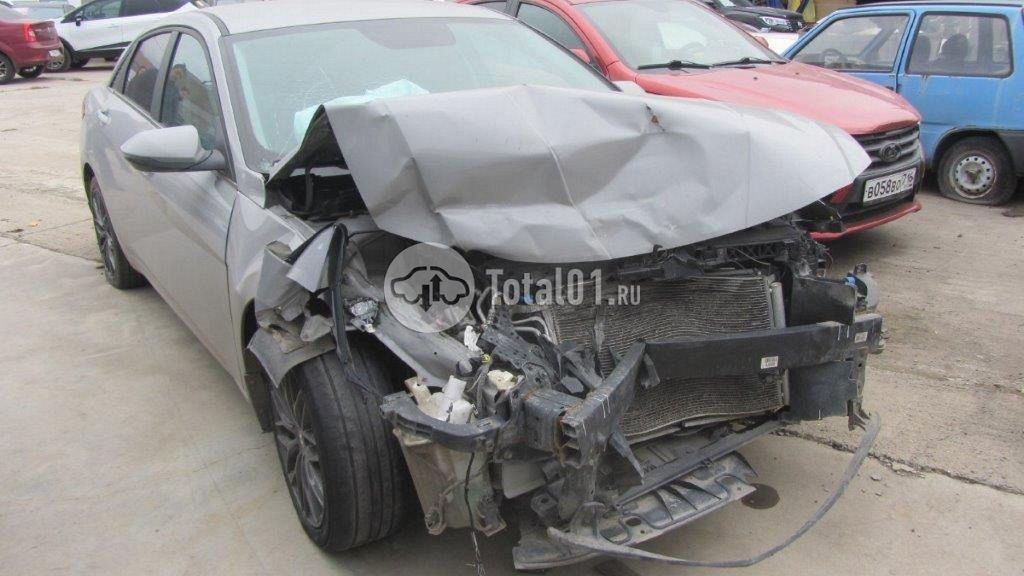 Фото Hyundai Elantra 22