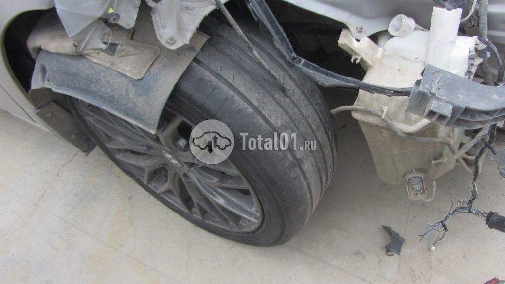 Фото Hyundai Elantra 26