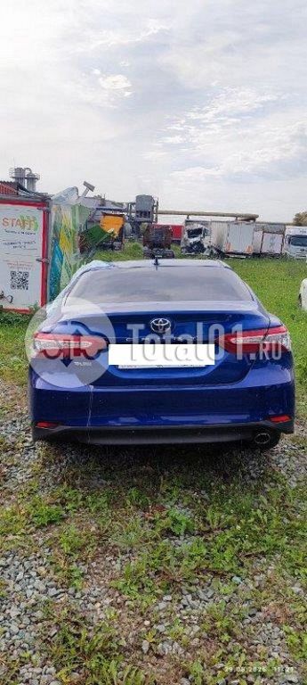 Фото Toyota Camry 8