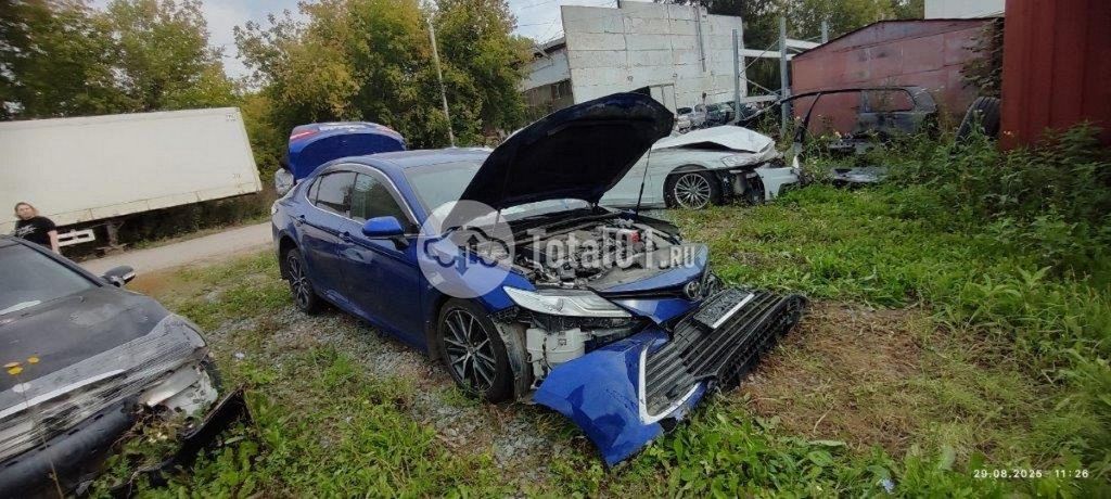 Фото Toyota Camry 24