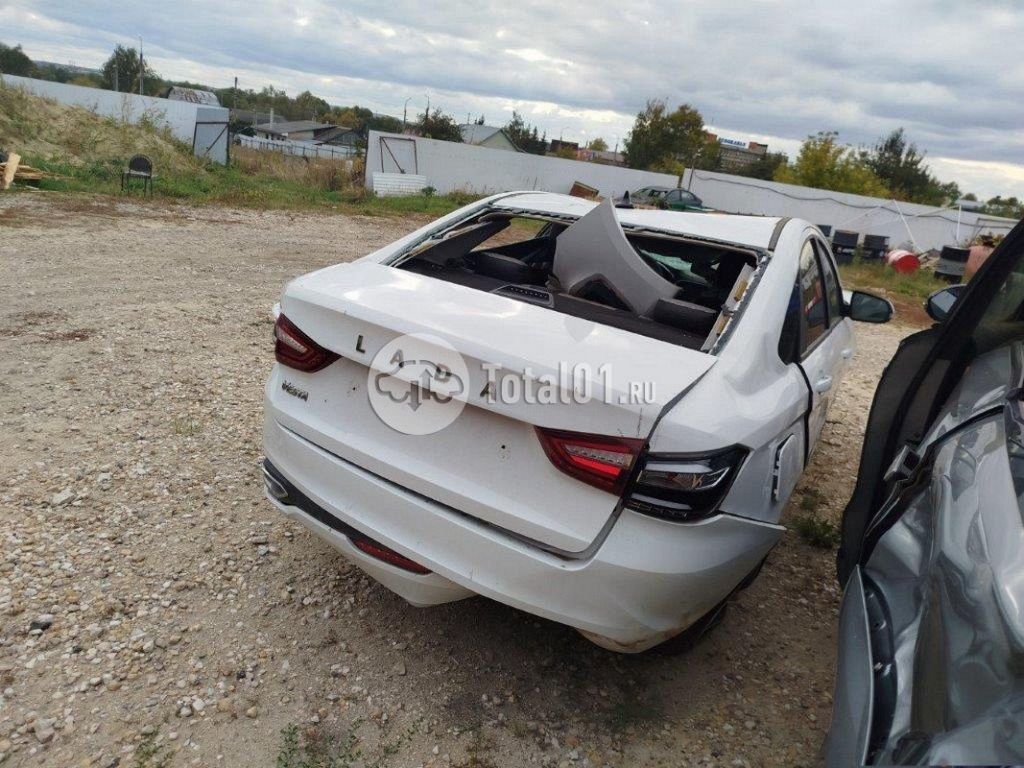 Фото ВАЗ (LADA) Vesta 40